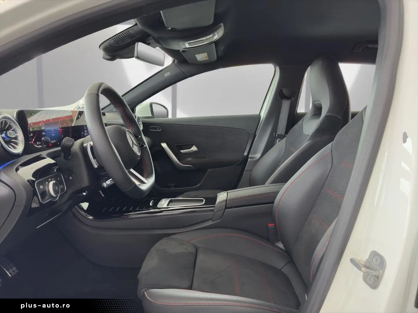 MERCEDES-BENZ A 180 AMG LINE