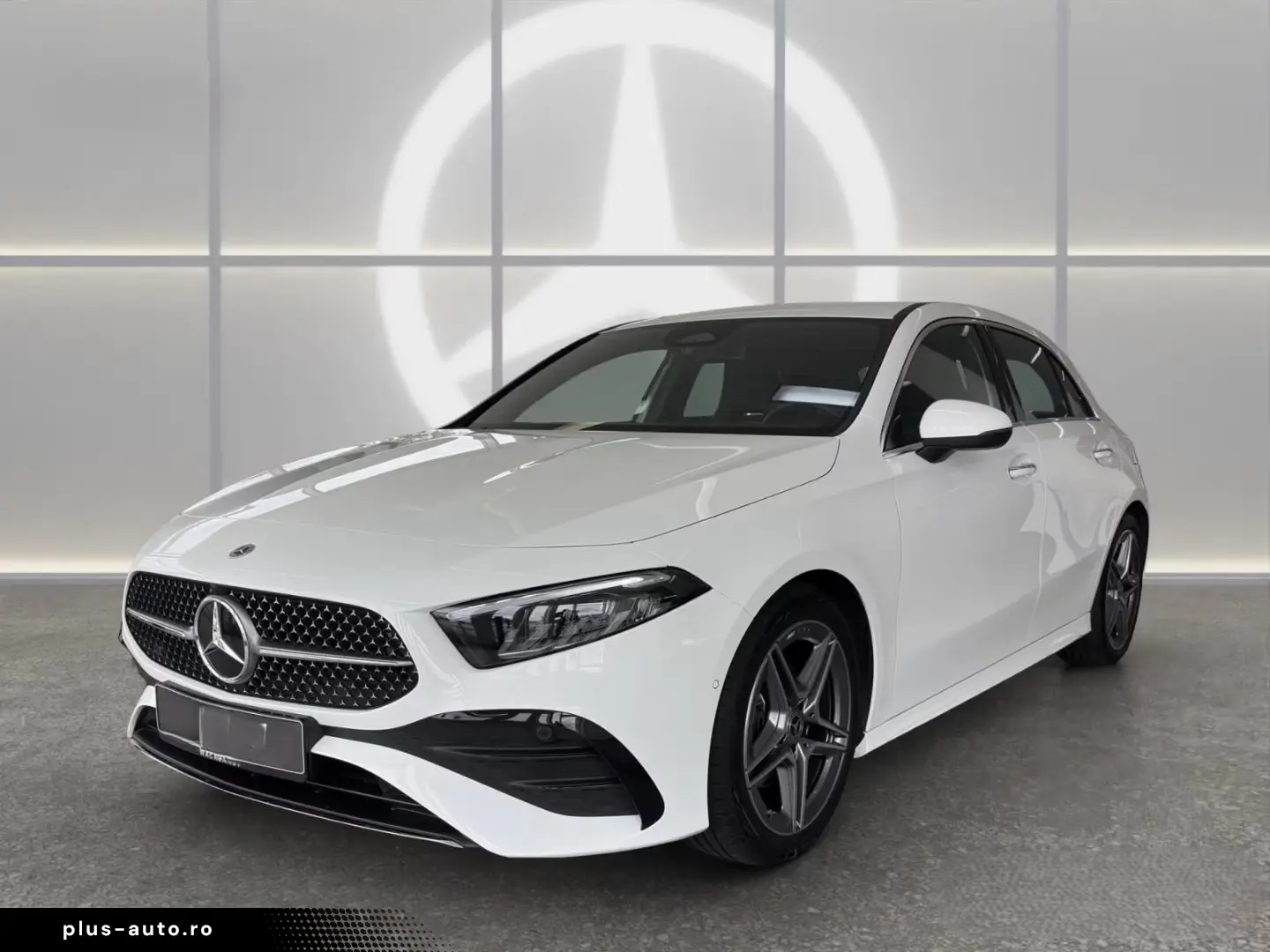 MERCEDES-BENZ A 180 AMG LINE