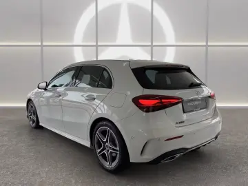 MERCEDES-BENZ A 180 AMG LINE