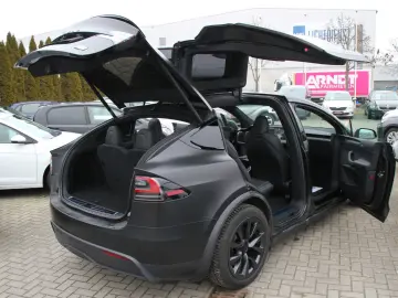 TESLA Model X Plaid Yoke-Lenkrad Garantie Mattfoliert