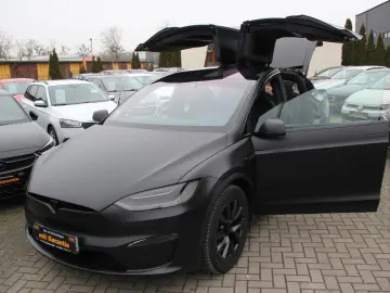 TESLA Model X Plaid Yoke-Lenkrad Garantie Mattfoliert