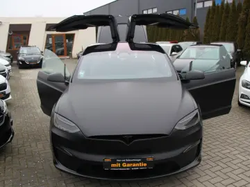 TESLA Model X Plaid Yoke-Lenkrad Garantie Mattfoliert