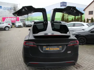 TESLA Model X Plaid Yoke-Lenkrad Garantie Mattfoliert