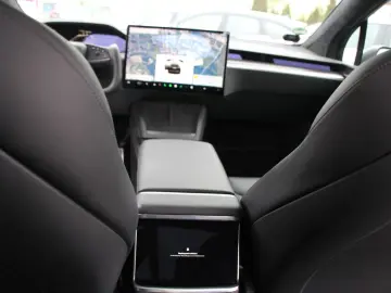 TESLA Model X Plaid Yoke-Lenkrad Garantie Mattfoliert