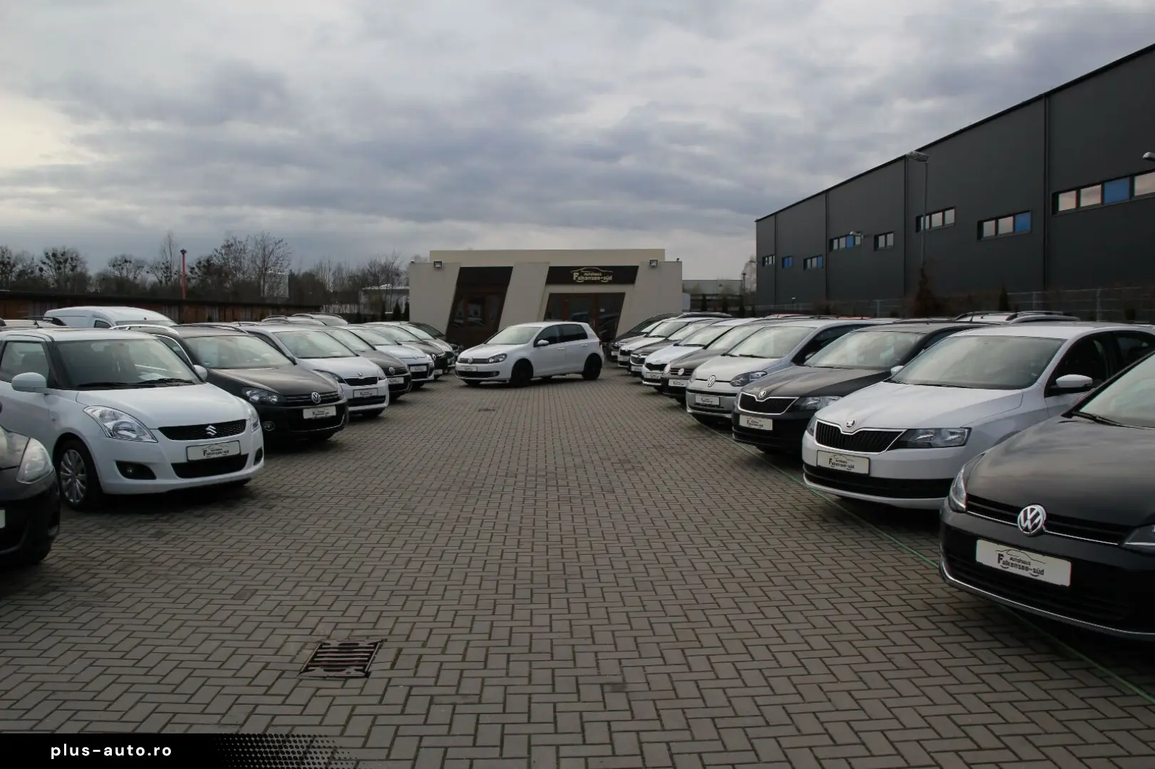 TESLA Model X Plaid Yoke-Lenkrad Garantie Mattfoliert