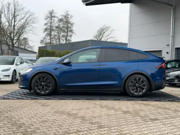 TESLA MODEL X PALLADIUM    HW 4 USS   AMD RYZEN