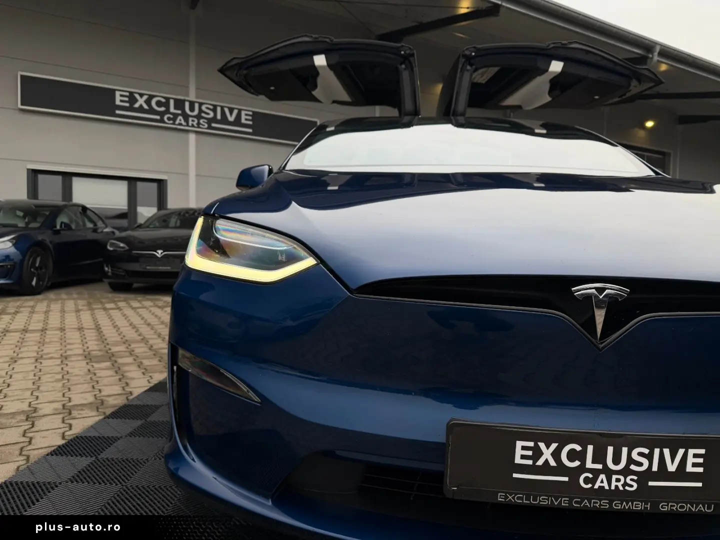 TESLA MODEL X PALLADIUM    HW 4 USS   AMD RYZEN