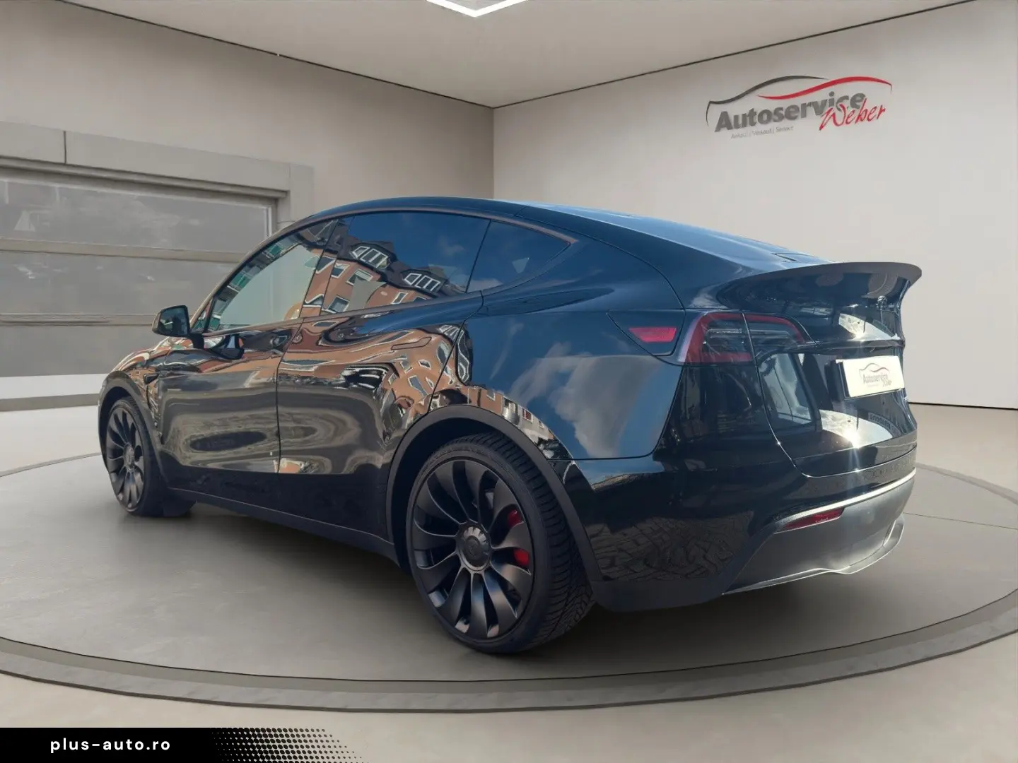 TESLA Model Y Performance Dual AWD