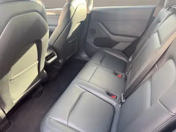 TESLA Model Y Performance Dual AWD