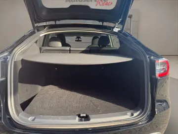 TESLA Model Y Performance Dual AWD