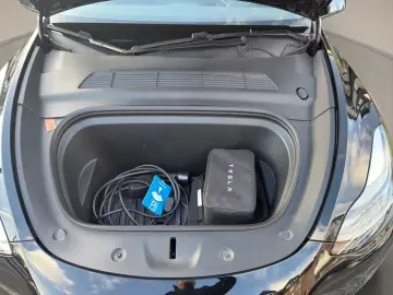 TESLA Model Y Performance Dual AWD