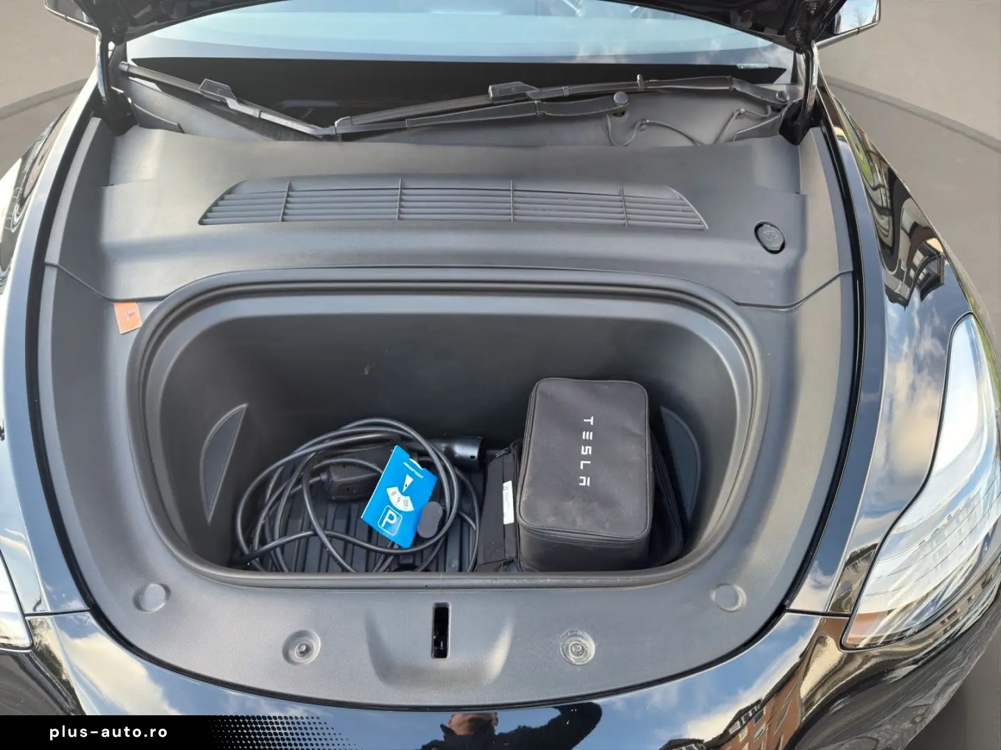 TESLA Model Y Performance Dual AWD