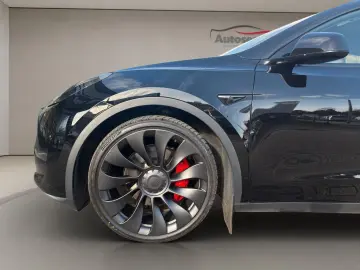 TESLA Model Y Performance Dual AWD