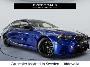 BMW M5 G90 xDrive 727hp Hybrid B&W HUD iGlow  VAT