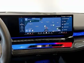 BMW M5 G90 xDrive 727hp Hybrid B&W HUD iGlow  VAT