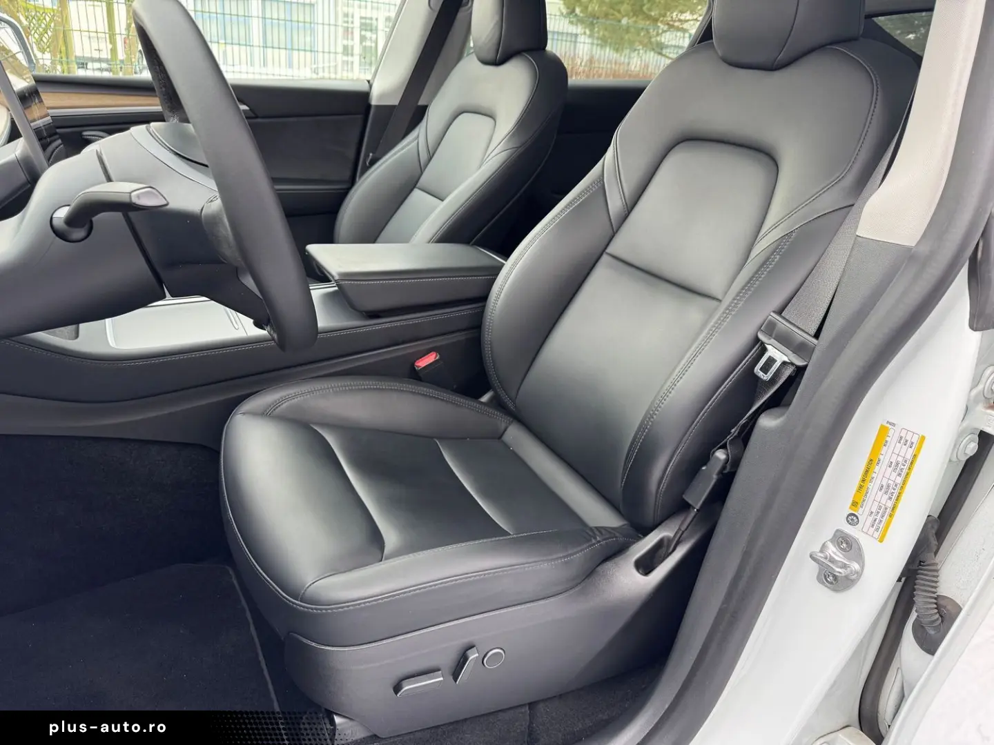 TESLA Model Y Performance AWD