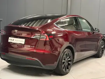 TESLA Model Y Long Range Dual AWD 20Zoll LEDER Hell WP