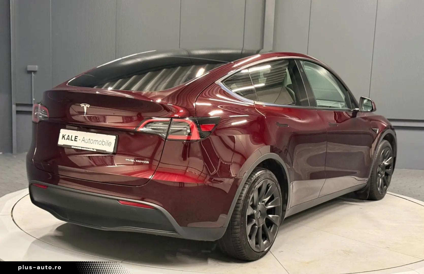 TESLA Model Y Long Range Dual AWD 20Zoll LEDER Hell WP