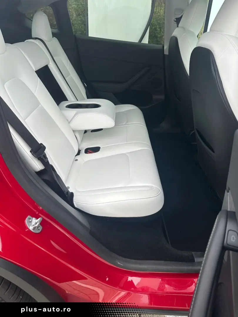 TESLA Model Y LR AWD Red Innen weiß EAP 20  Ga 09.2027