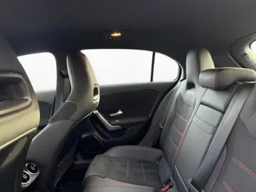 MERCEDES-BENZ A 200 7G-DCT AMG