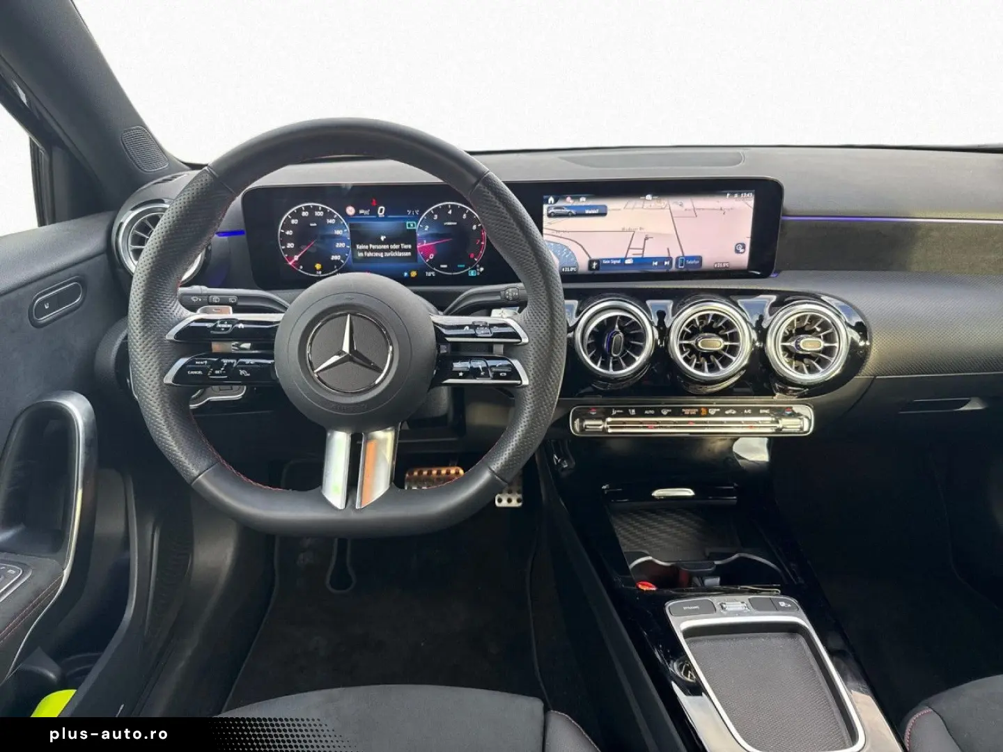 MERCEDES-BENZ A 200 7G-DCT AMG