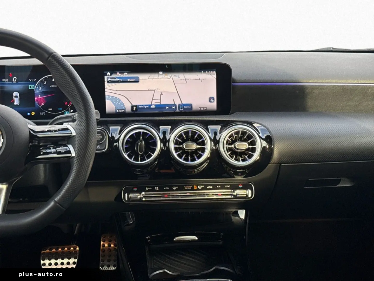 MERCEDES-BENZ A 200 7G-DCT AMG