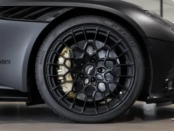 ASTON MARTIN DBS 770 Ultimate Volante