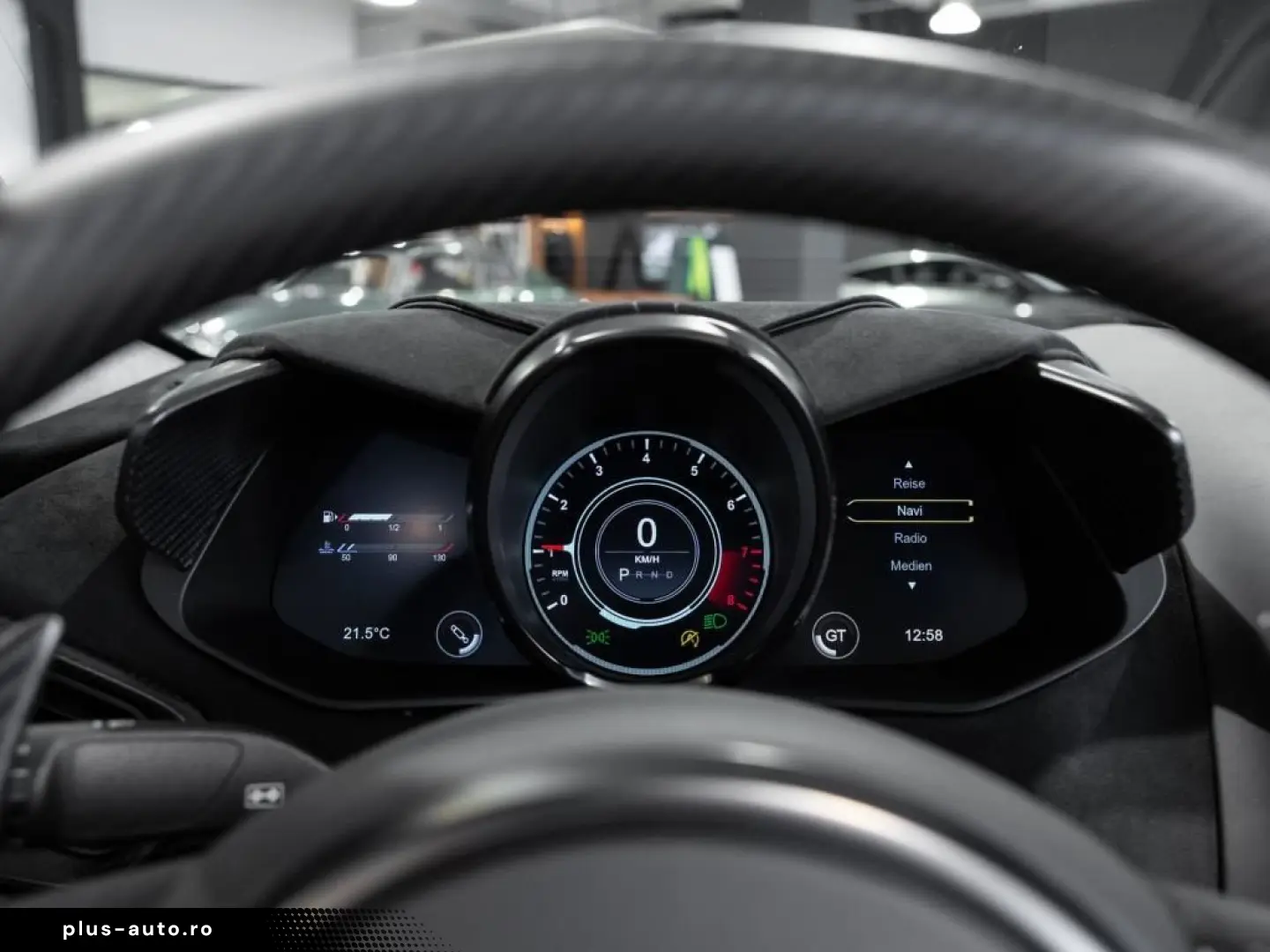 ASTON MARTIN DBS 770 Ultimate Volante