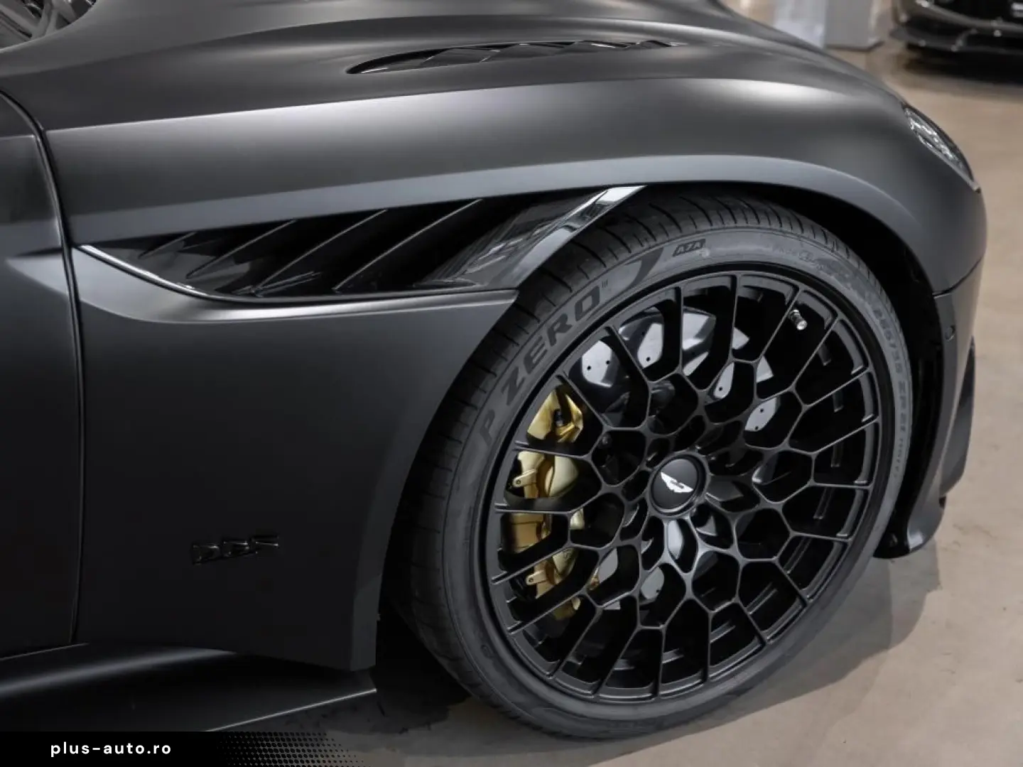 ASTON MARTIN DBS 770 Ultimate Volante