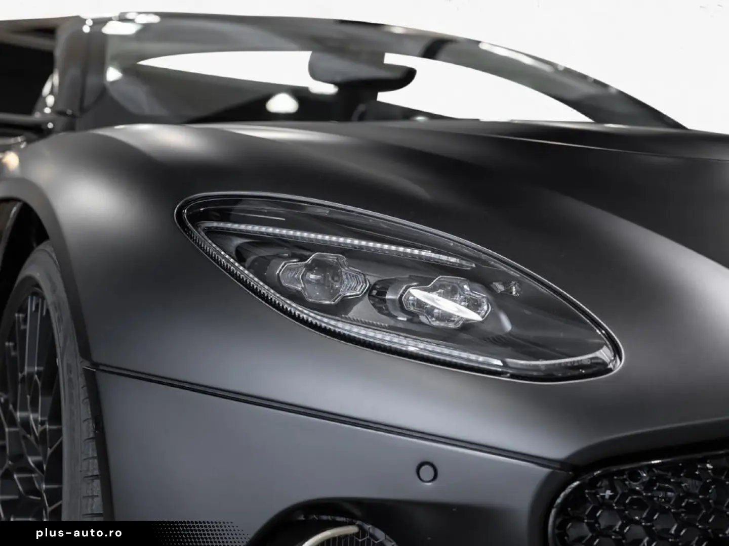 ASTON MARTIN DBS 770 Ultimate Volante