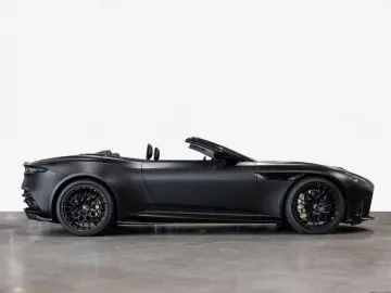 ASTON MARTIN DBS 770 Ultimate Volante