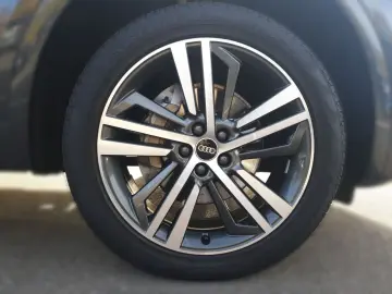AUDI Q5 45 TFSI Quattro Advanced  AHK 360  LED EHK