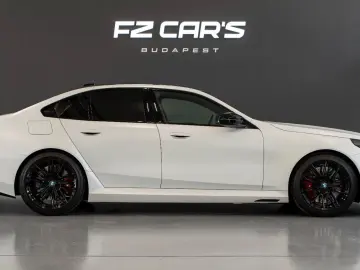 BMW M5 Plug-In Hybrid xDrive A