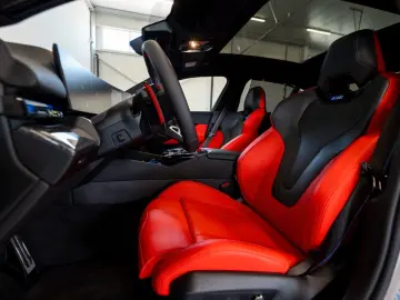 BMW M5 Plug-In Hybrid xDrive A