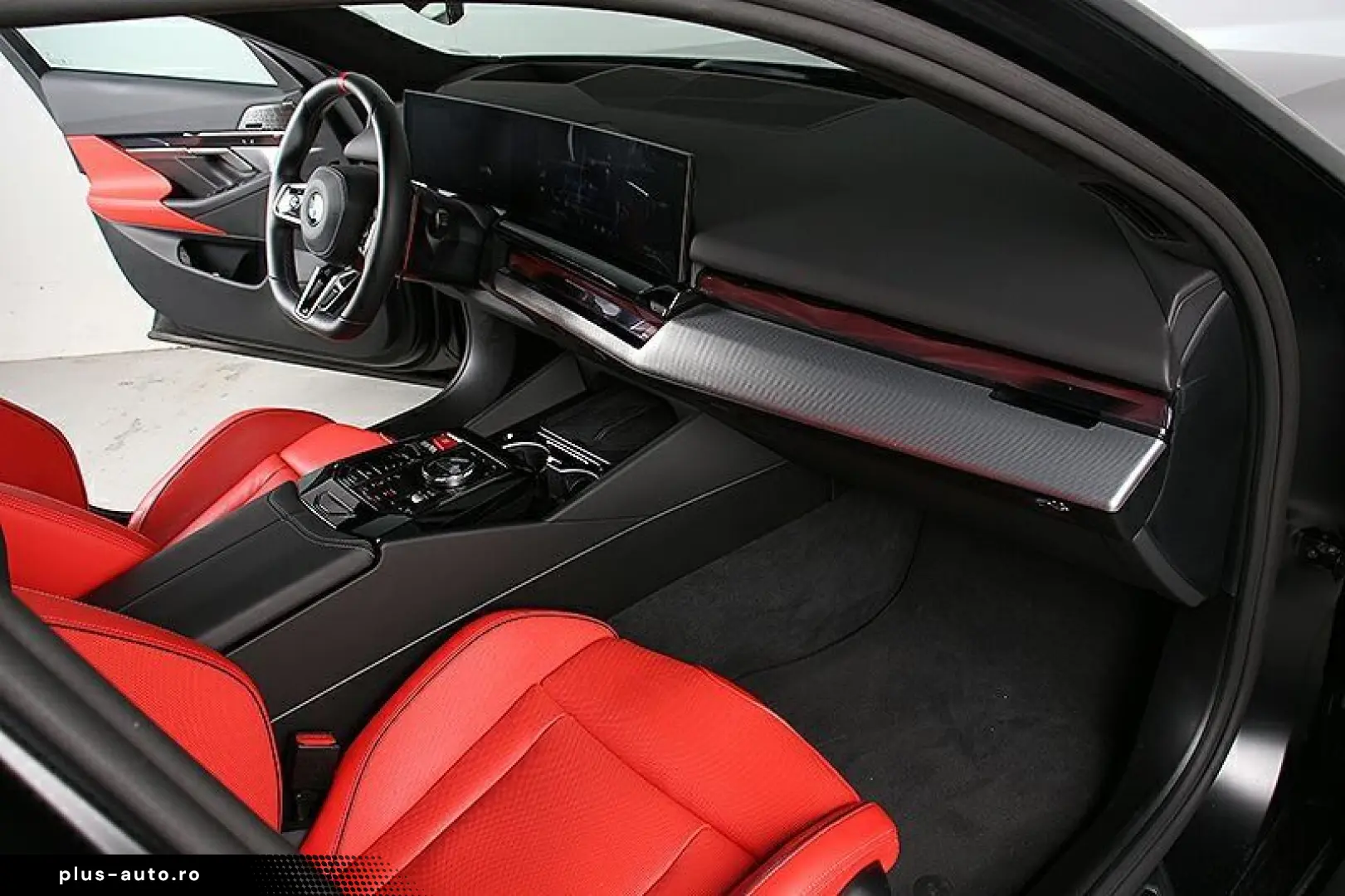 BMW M5  AHK Panorama ACC B&W V-Max