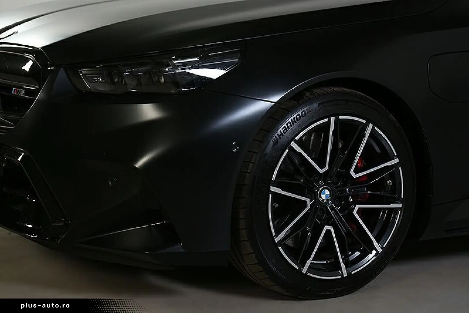 BMW M5  AHK Panorama ACC B&W V-Max