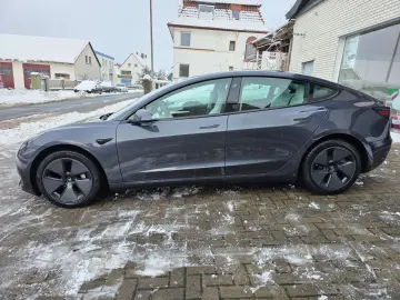 TESLA Model 3 RWD Ryzen! SoH 97%! 60 5 kWh! 28TKM! 1.H