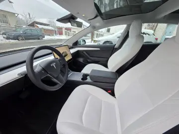 TESLA Model 3 RWD Ryzen! SoH 97%! 60 5 kWh! 28TKM! 1.H