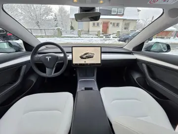 TESLA Model 3 RWD Ryzen! SoH 97%! 60 5 kWh! 28TKM! 1.H