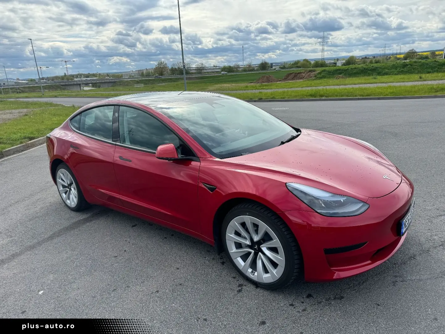 TESLA Model 3 RWD Allwetter 60 kWh Neuwertig Mwst