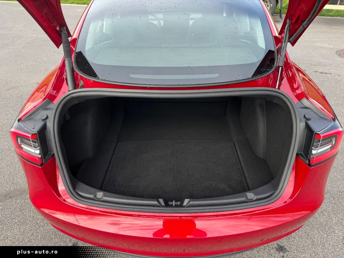 TESLA Model 3 RWD Allwetter 60 kWh Neuwertig Mwst