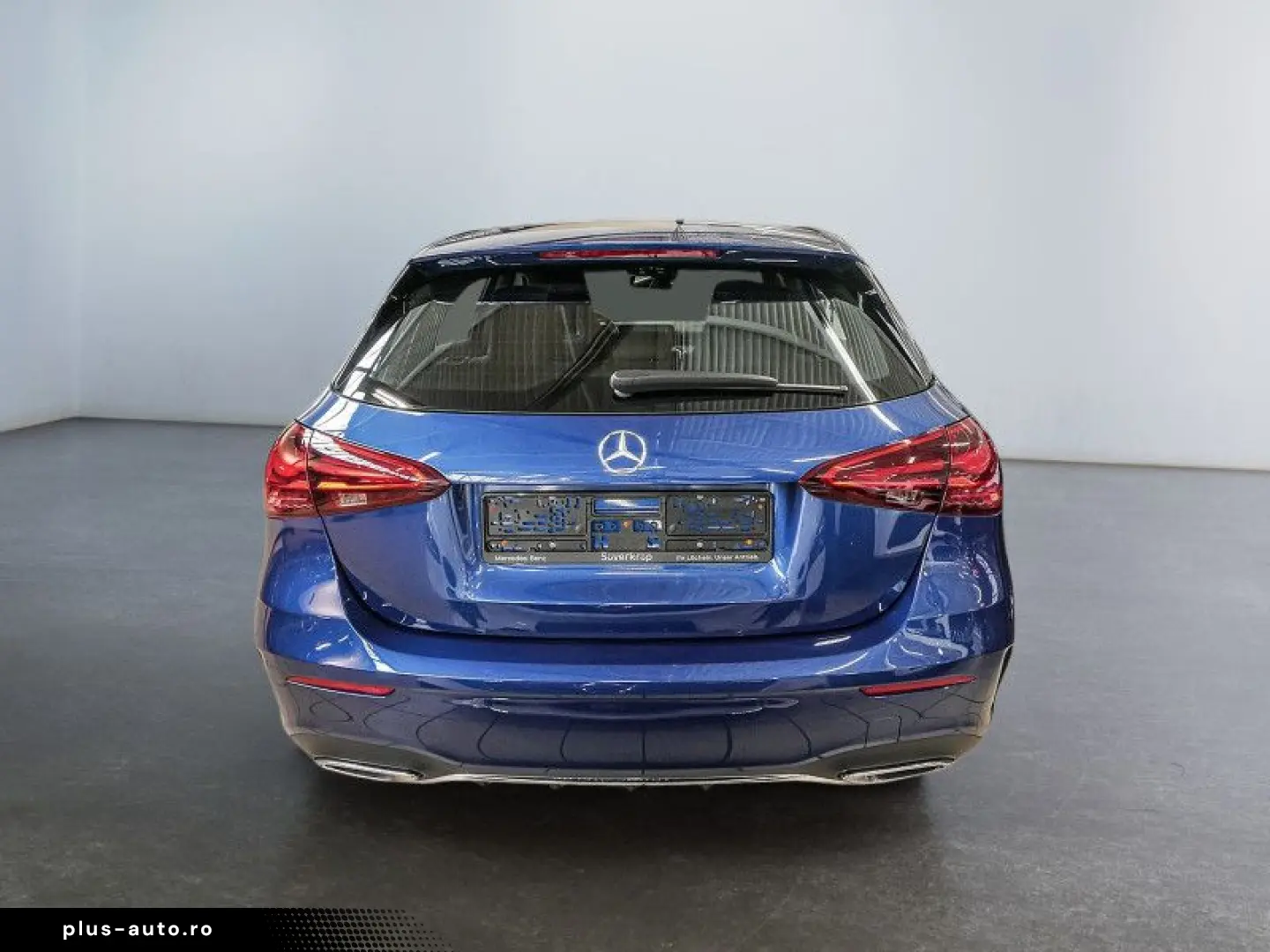 MERCEDES-BENZ A 180 AMG