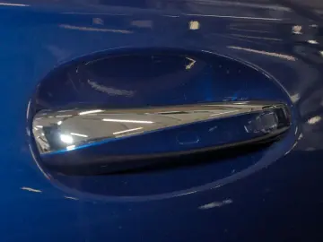 MERCEDES-BENZ A 180 AMG