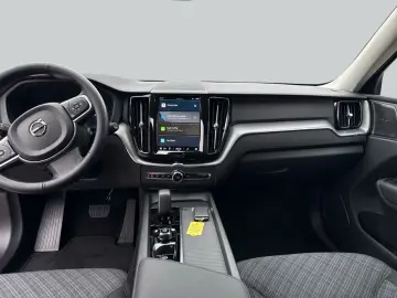 VOLVO XC60 B5 B AWD Core