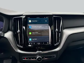 VOLVO XC60 B5 B AWD Core