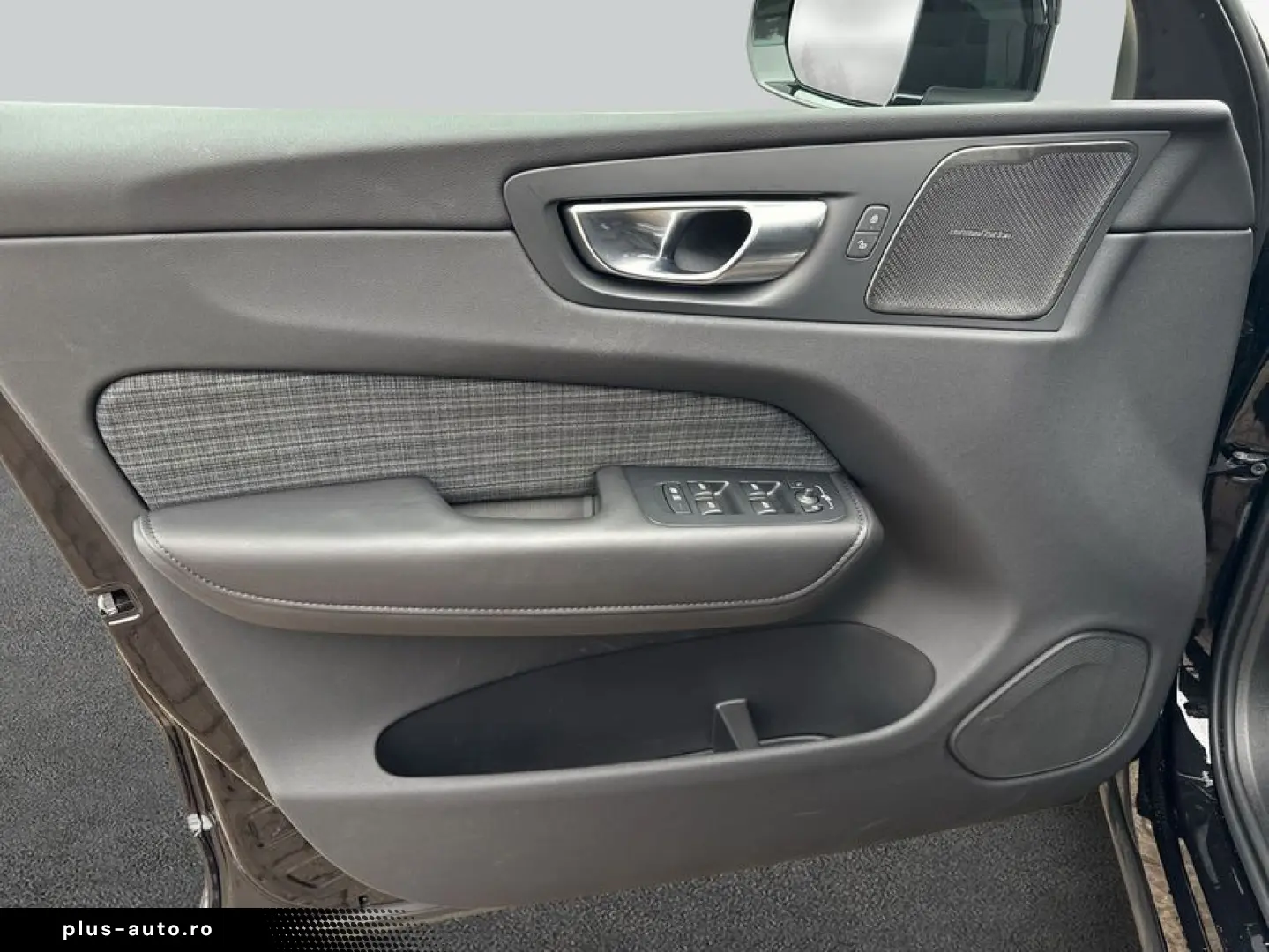 VOLVO XC60 B5 B AWD Core