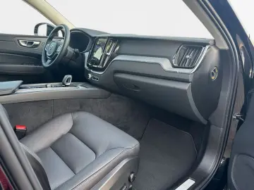 VOLVO XC60 B5 B AWD Core GJR SiH LED WINTER