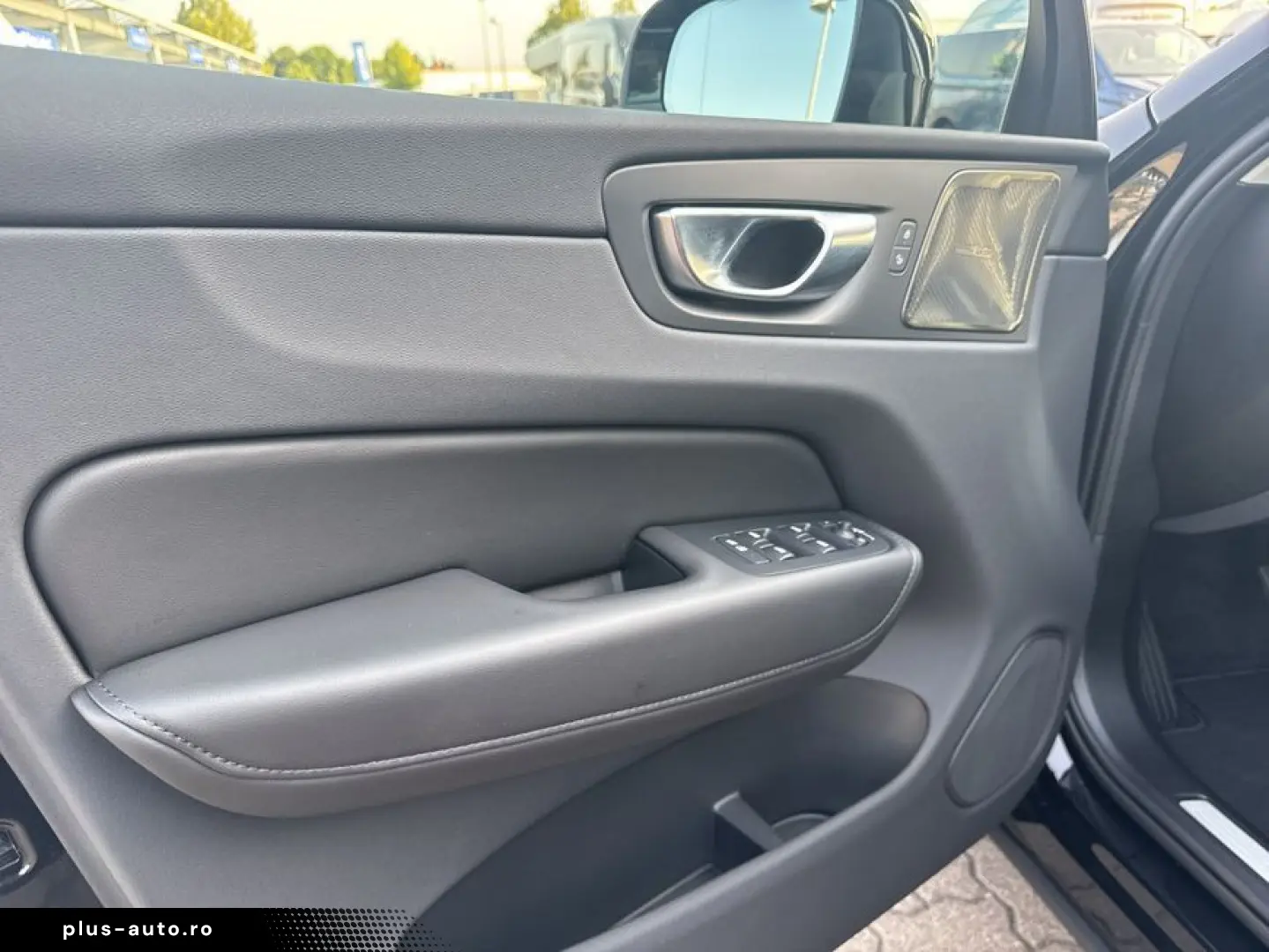 VOLVO XC60 B5 B AWD Core GJR SiH LED WINTER