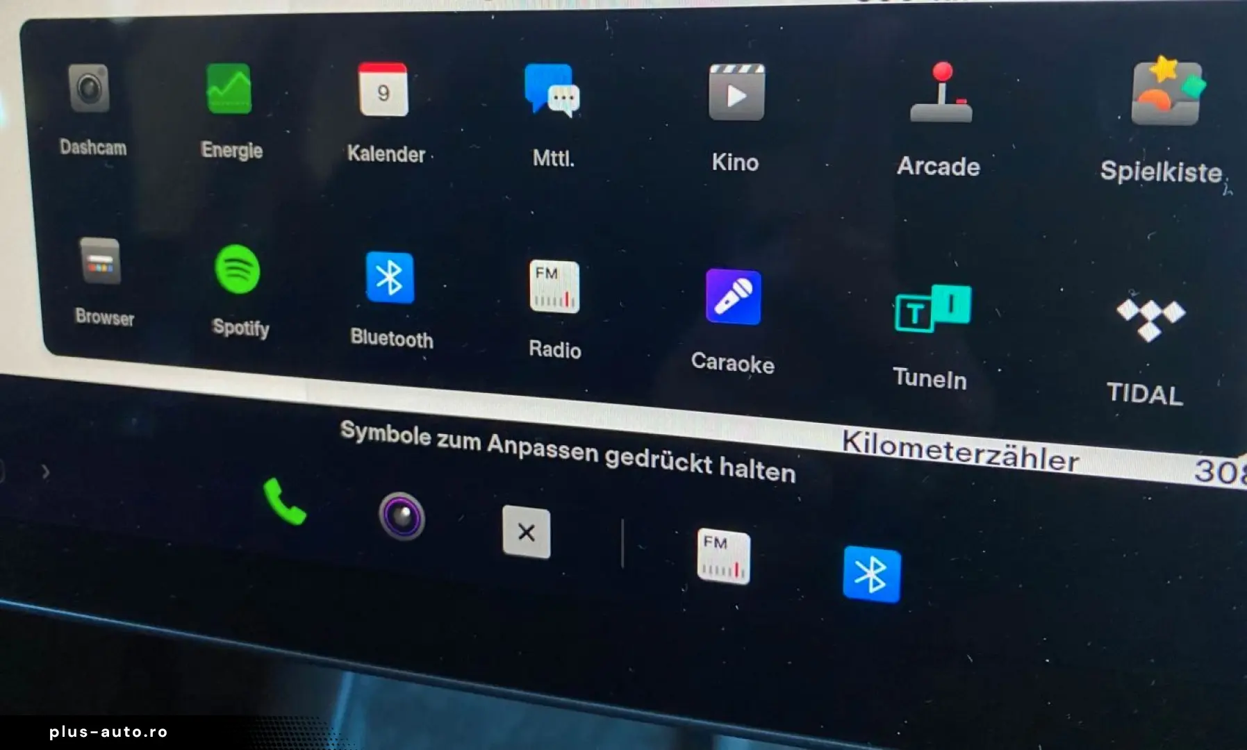 TESLA Model 3 AHK nahezu neu kaufen auch Tesla an