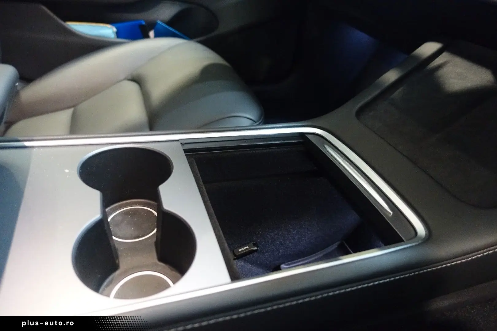 TESLA Model 3 AHK nahezu neu kaufen auch Tesla an